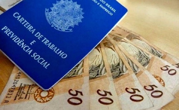 Salário mínimo está valendo R$ 1,1 mil