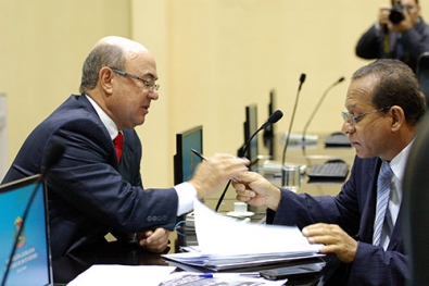 PROVAS DO MENSALINHO - Riva manda depositar R$ 150 mil para deputado José Domingos