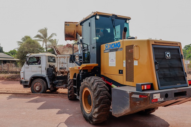 Bairro Santa Marta recebe o Mutirão Cidade Limpa em Guarantã
