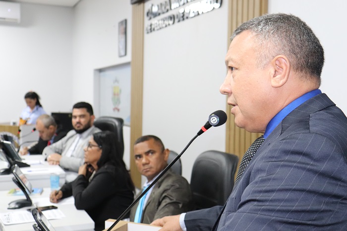 Joranir Soares faz cobranças sobre RGA, Estradas e Educação