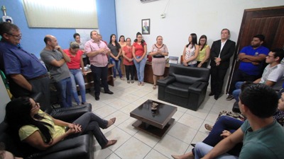 Prefeita Benta Noleto reúne-se com servidores do Paço Municipal Milton Santana