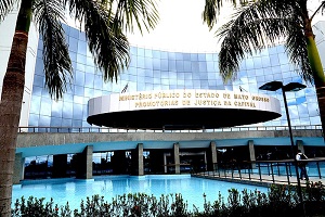 Ministério Público entra com ação para bloquear R$ 835 mil de ex-prefeito de Terra Nova