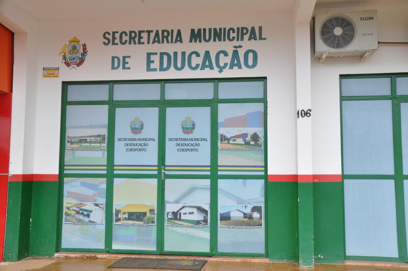 Prefeitura irá distribuir uniformes e kits de material escolar em Matupá