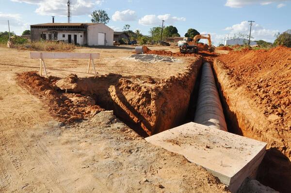 Prefeito viabiliza empenho de R$ 1 milhão para infraestrutura no Setor Industrial