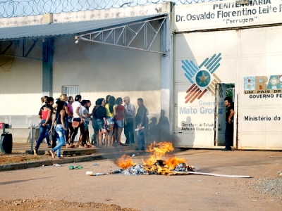 Rixa entre facÃ§Ãµes teria causado rebeliÃ£o em presÃ­dio de MT