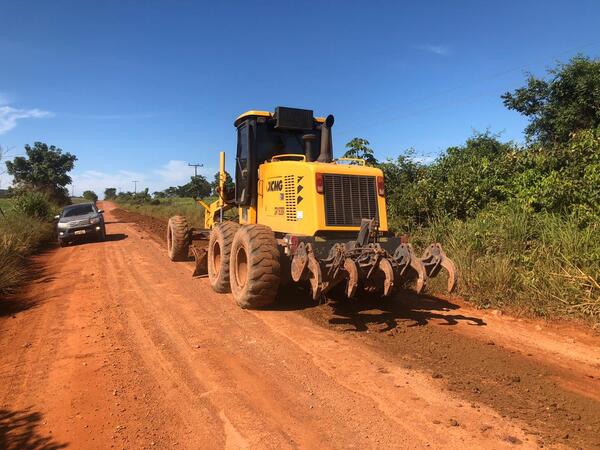 Secretaria de Infraestrutura promove cascalhamento na Linha 38