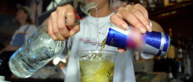 EnergÃ©tico com bebida alcoÃ³lica produz efeito da cocaÃ­na, diz estudo