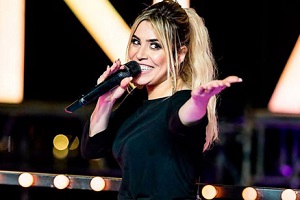 Toma aqui uns 50 reais: MPE pede cancelamento do show Naiara Azevedo