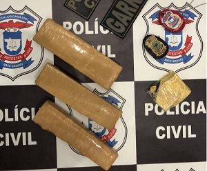 Dois são detidos transportando 3,5 kg de drogas em ônibus com Itinerário Cuiabá a Guarantã
