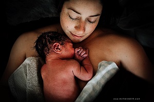 Fotos de partos de brasileiras ganham prÃªmio de fotografia mundial
