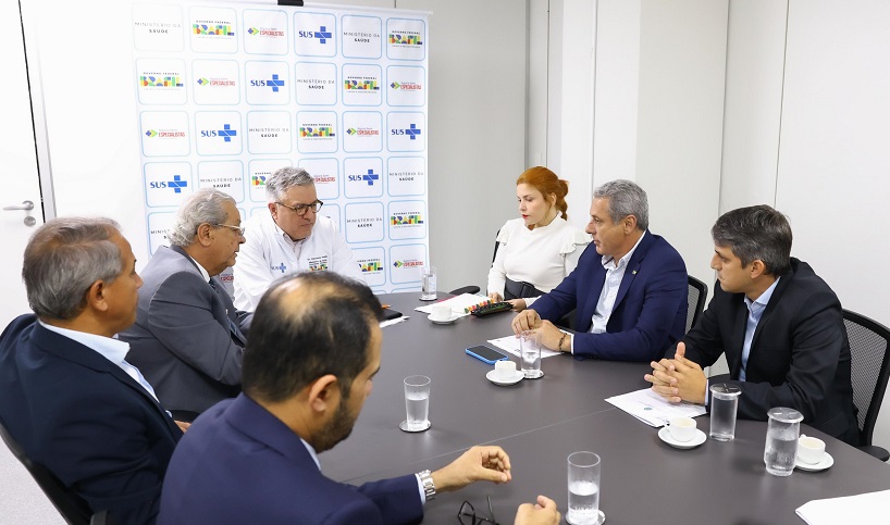 Prefeito busca no Ministério da Saúde recursos para UBS Regional