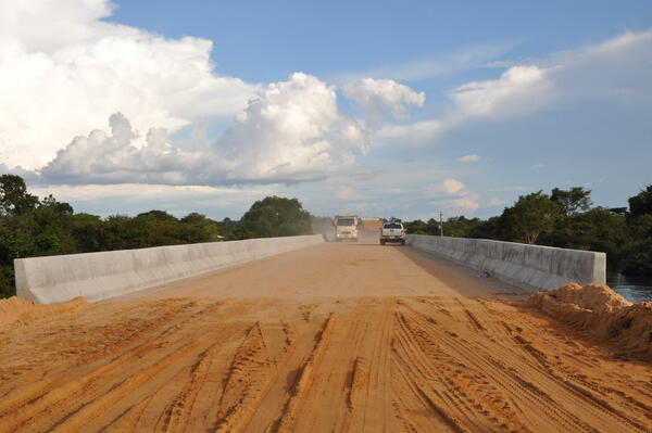 Prefeito de Matupá libera trânsito na Ponte do Rio Braço Norte