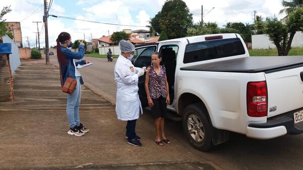 Idosos Matupaenses estão sendo vacinados em casa contra a gripe