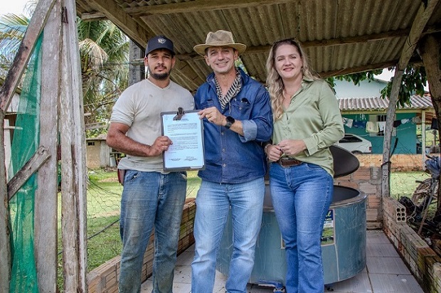SEDEC entrega Resfriadores de Leite em Guarantã