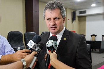 Dilmar Dal’Bosco LÃder do governo cita crise e diz que não era momento de proposta de RGA a servidores