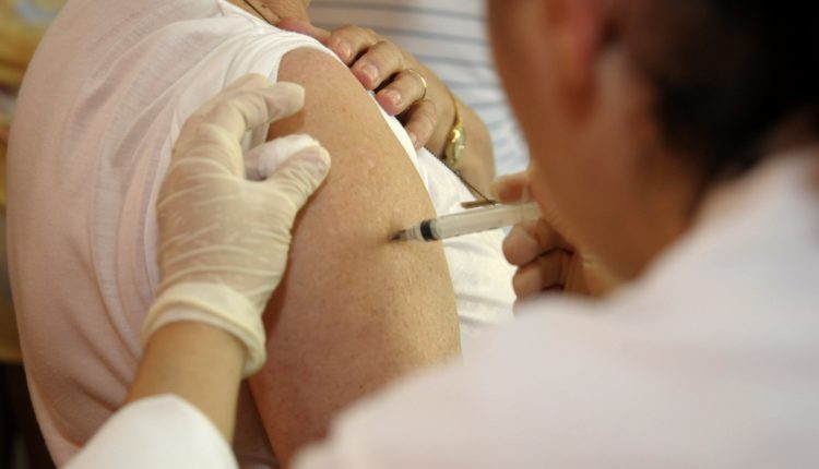 Campanha de Vacinação Contra a Gripe em todo país